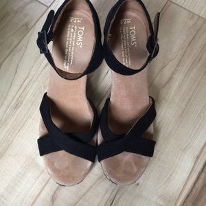 Toms Wedges